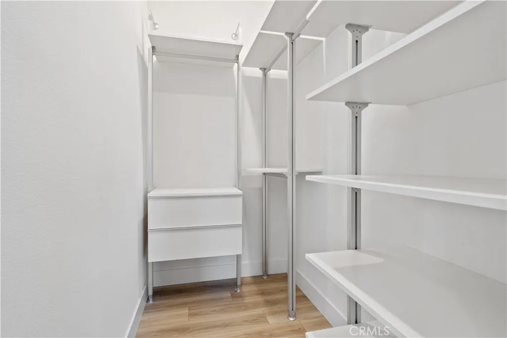 2392 Haley Point Drive, Ventura, California 93003 home-pic-11